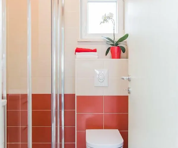 Nora Semesterbostad *